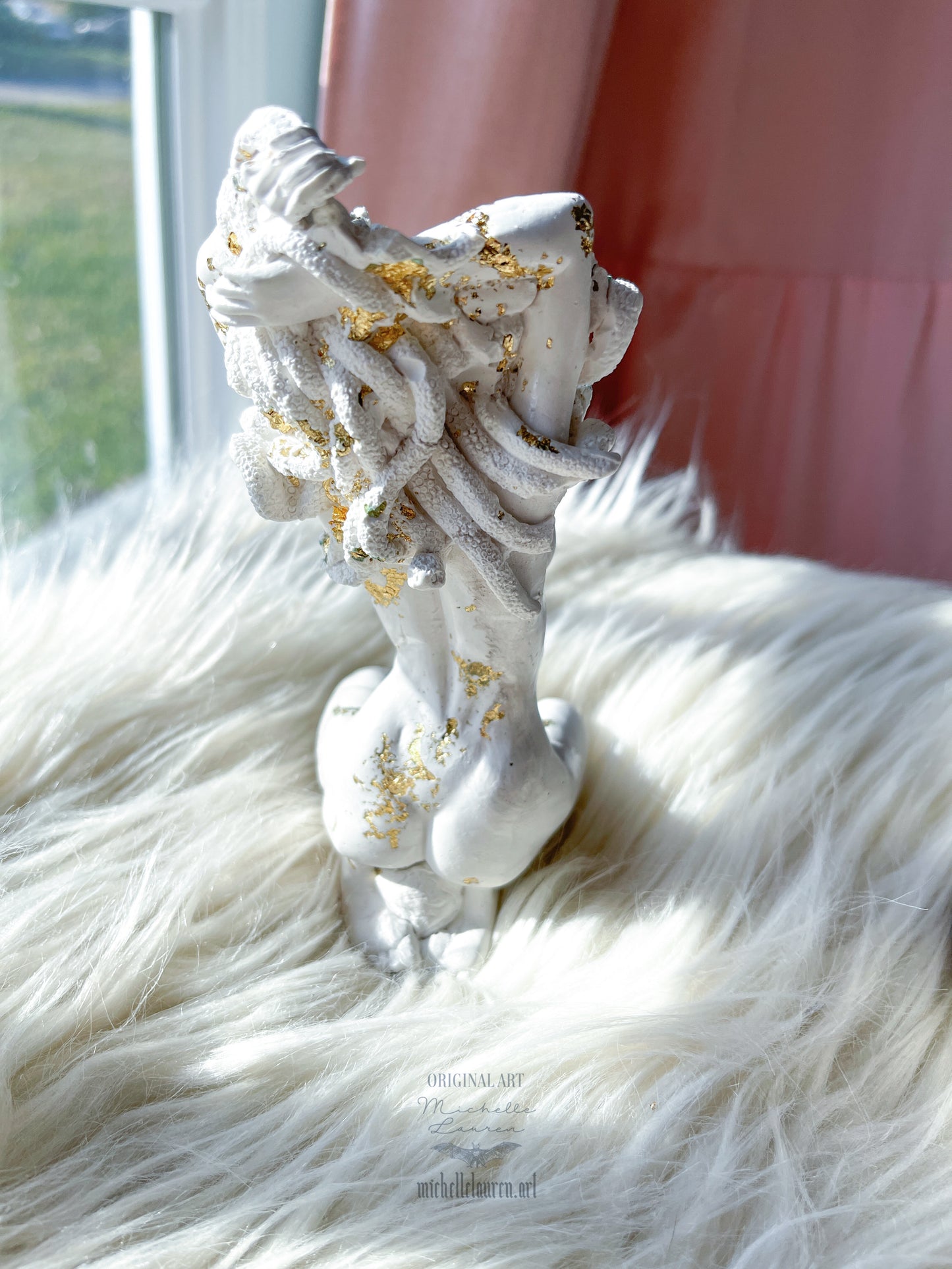 Medusa Minimalist Gold leaf ceramic Statue
